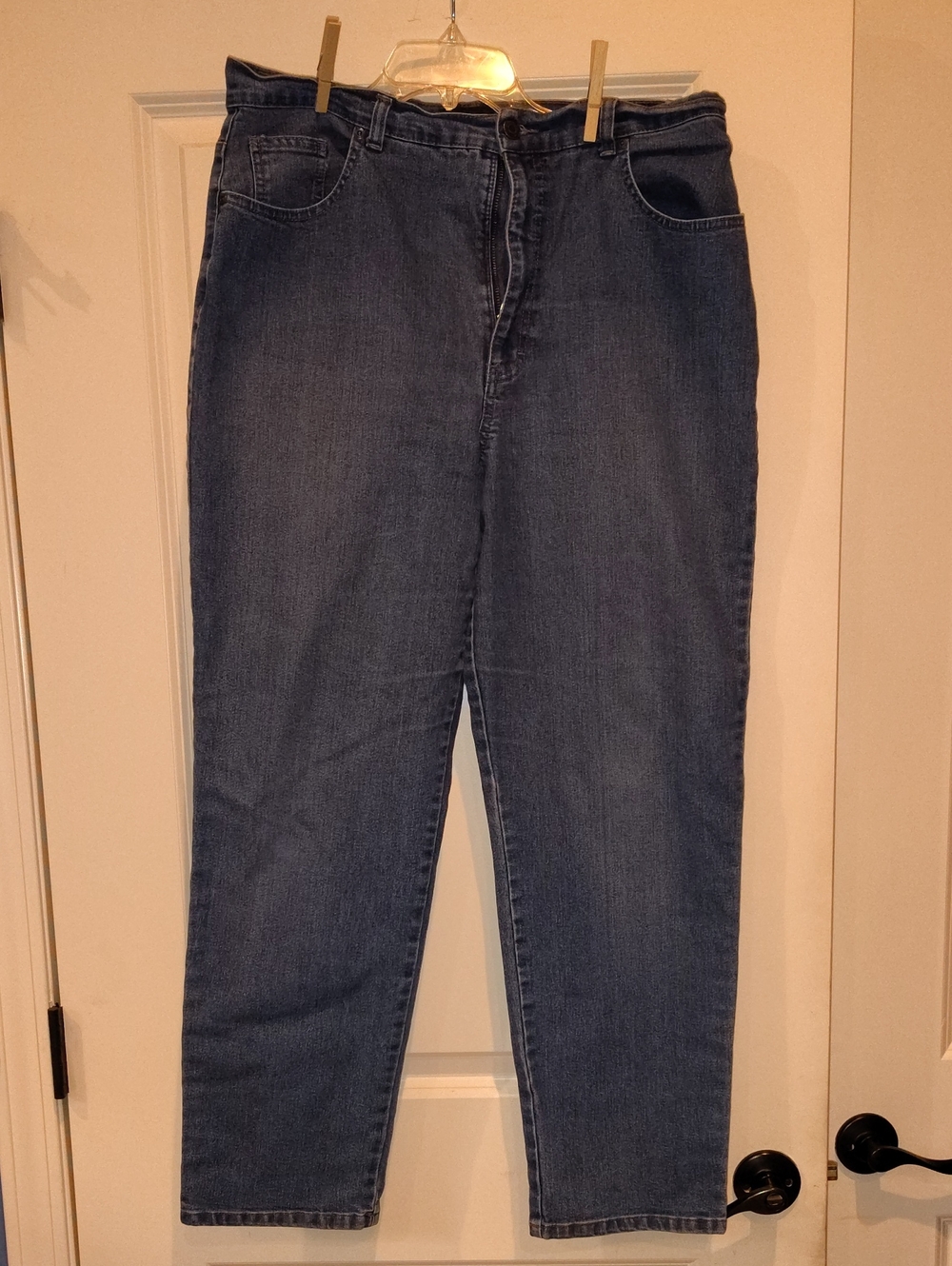 Sonoma High-Rise Straight-Leg Jeans in Medium Blue